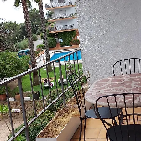 Apartamento Muy Tranquilo Con Piscina Apartment Tossa de Mar